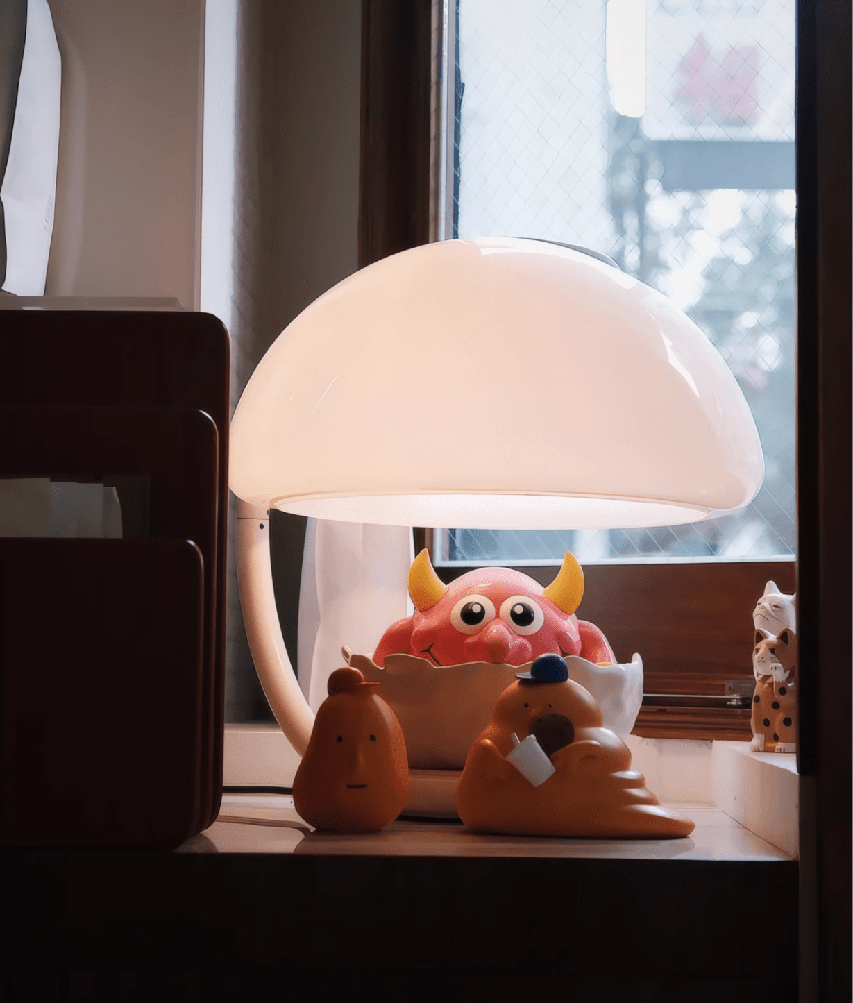 Arc Dome Table Lamp