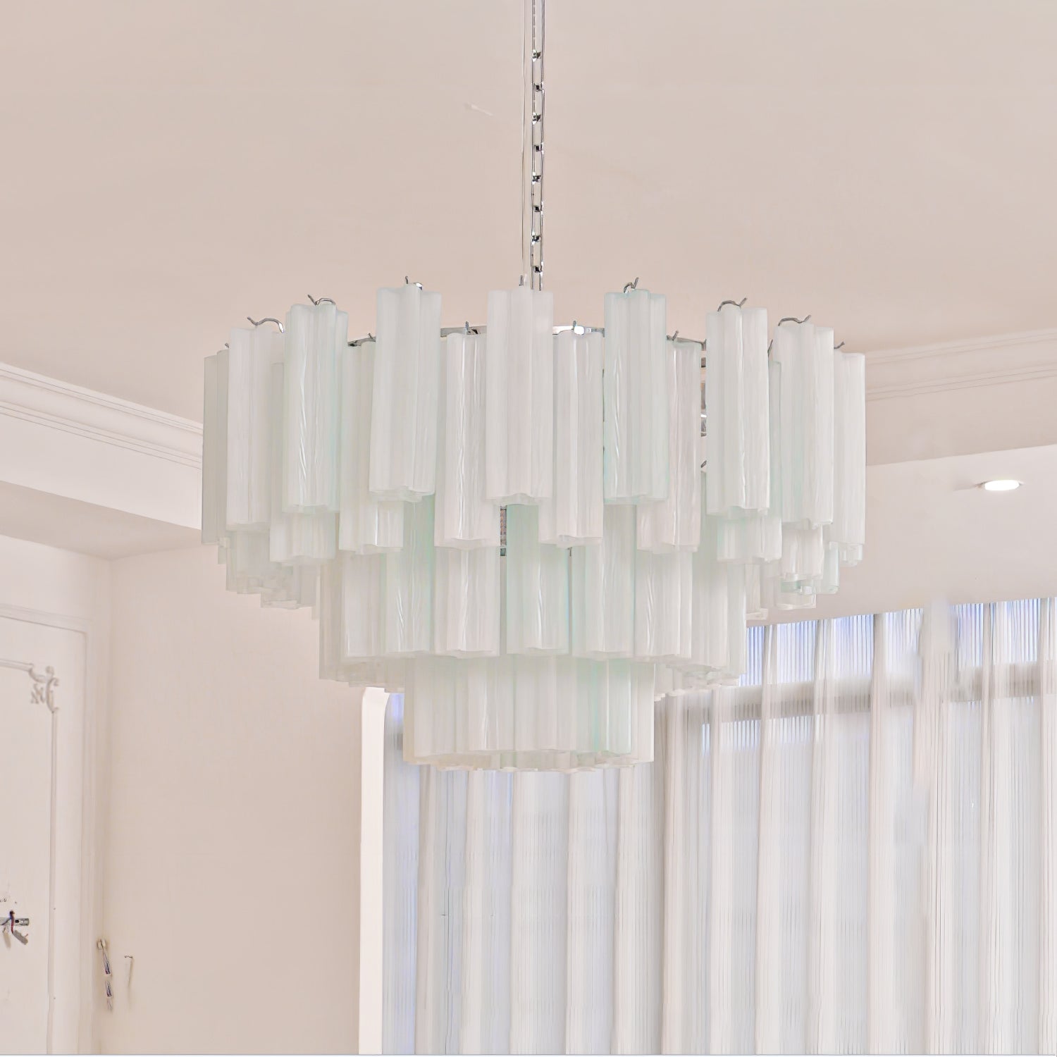 Aveline Glass Chandelier