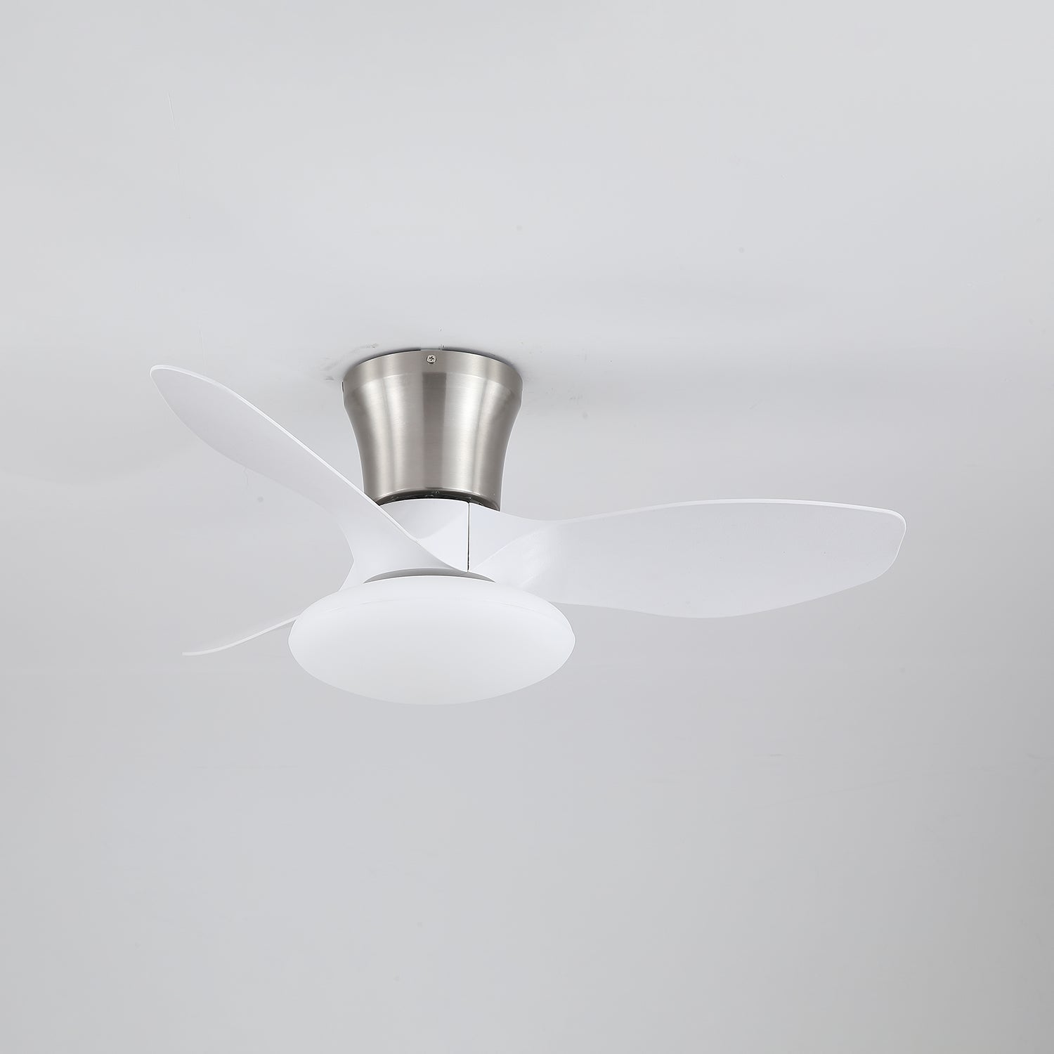 Aeris Curve Ceiling Fan Light
