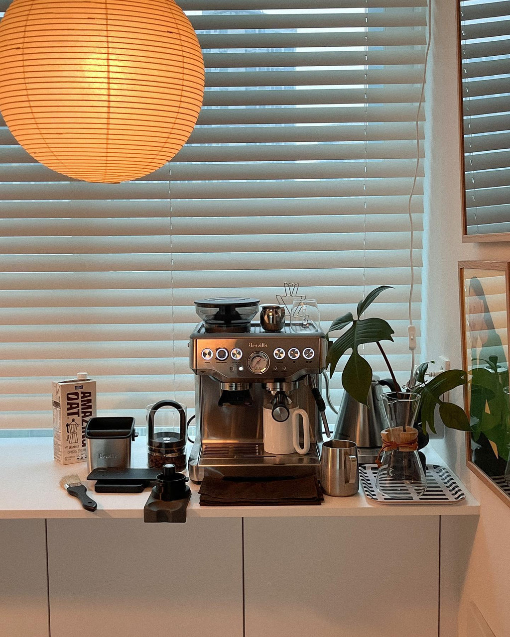 Kozo Paper Globe Swag Pendant (white plug wire)