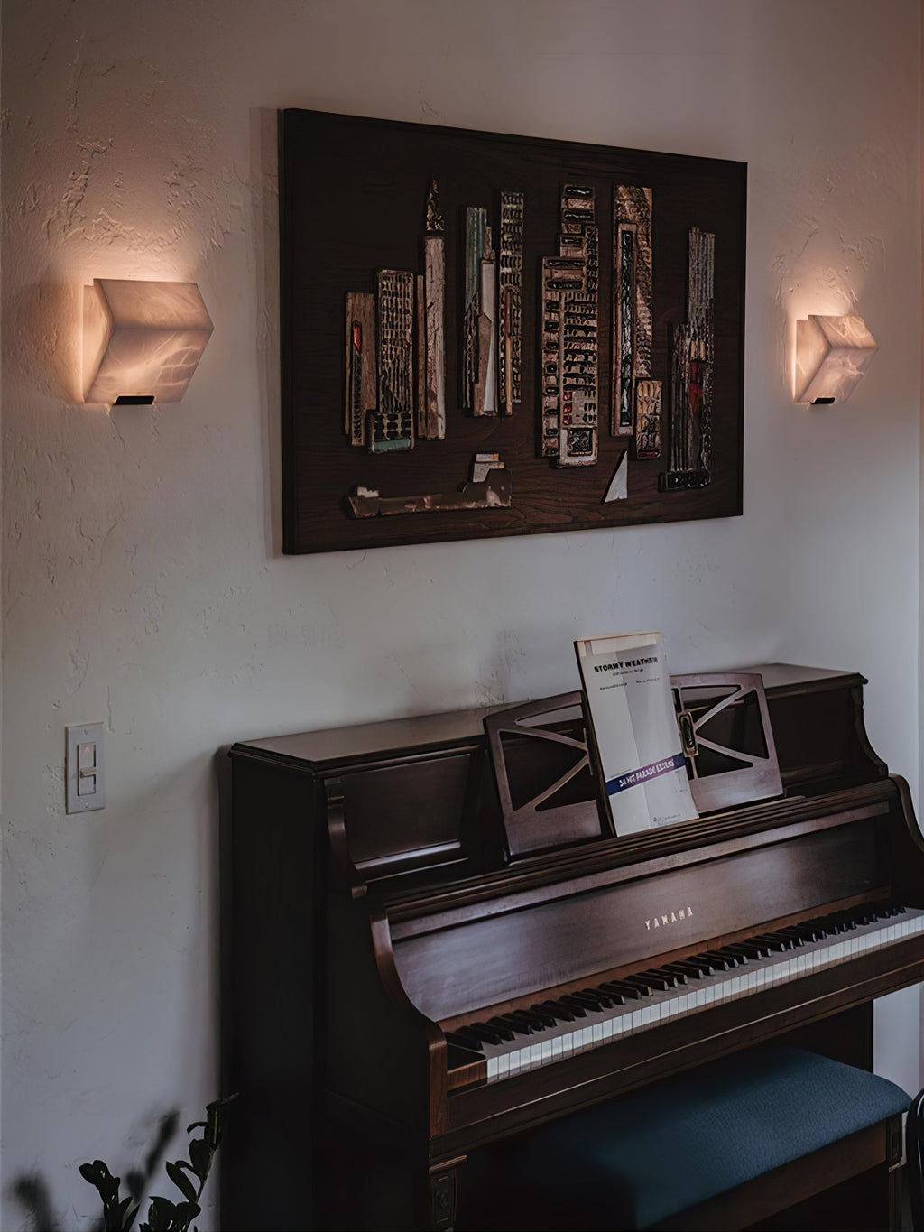 Alabaster Staircase Plug-in Wall Lamp