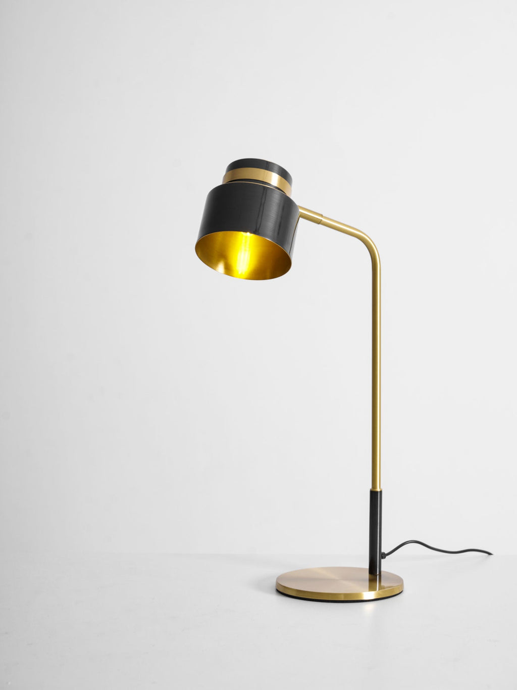 Ari Scandustrial Table Lamp