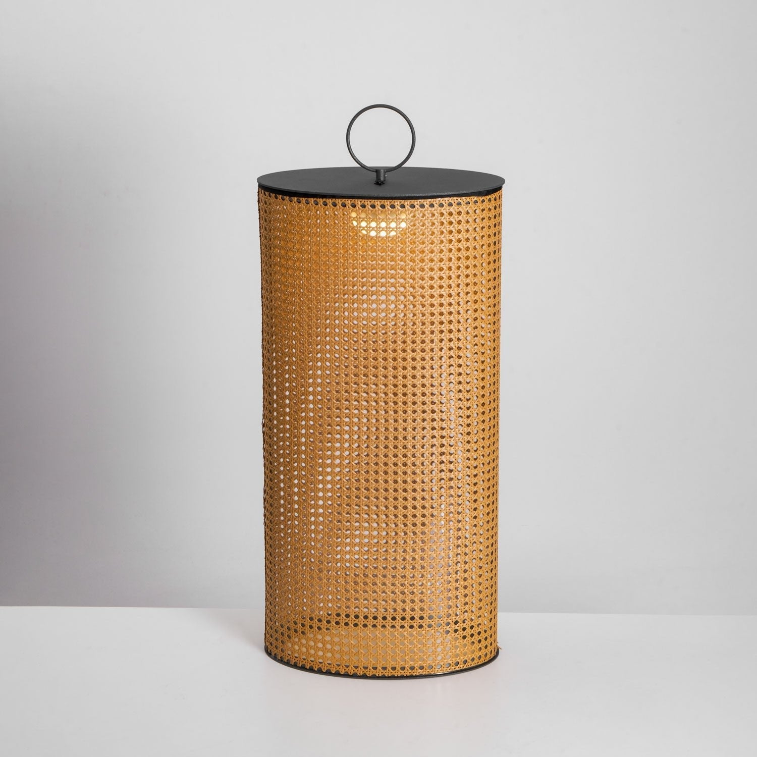 Arlette Solar Outdoor Lantern Lamp