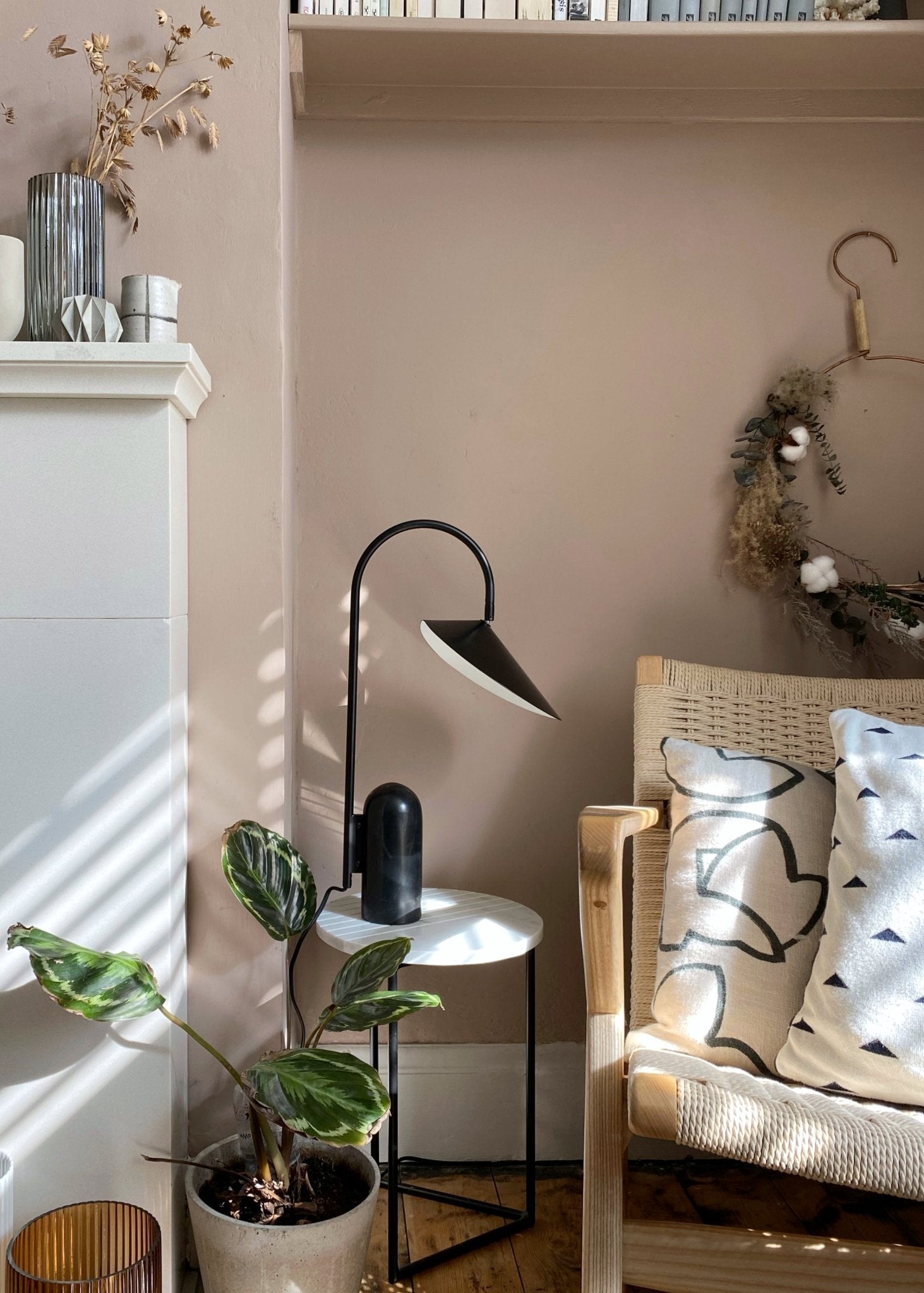 Aven Table Lamp