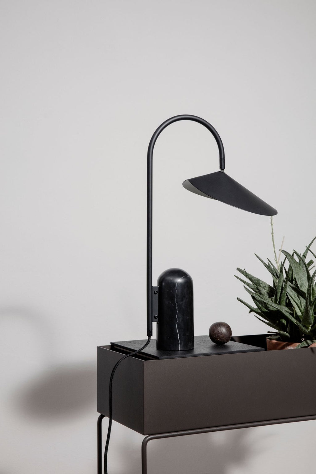 Aven Table Lamp