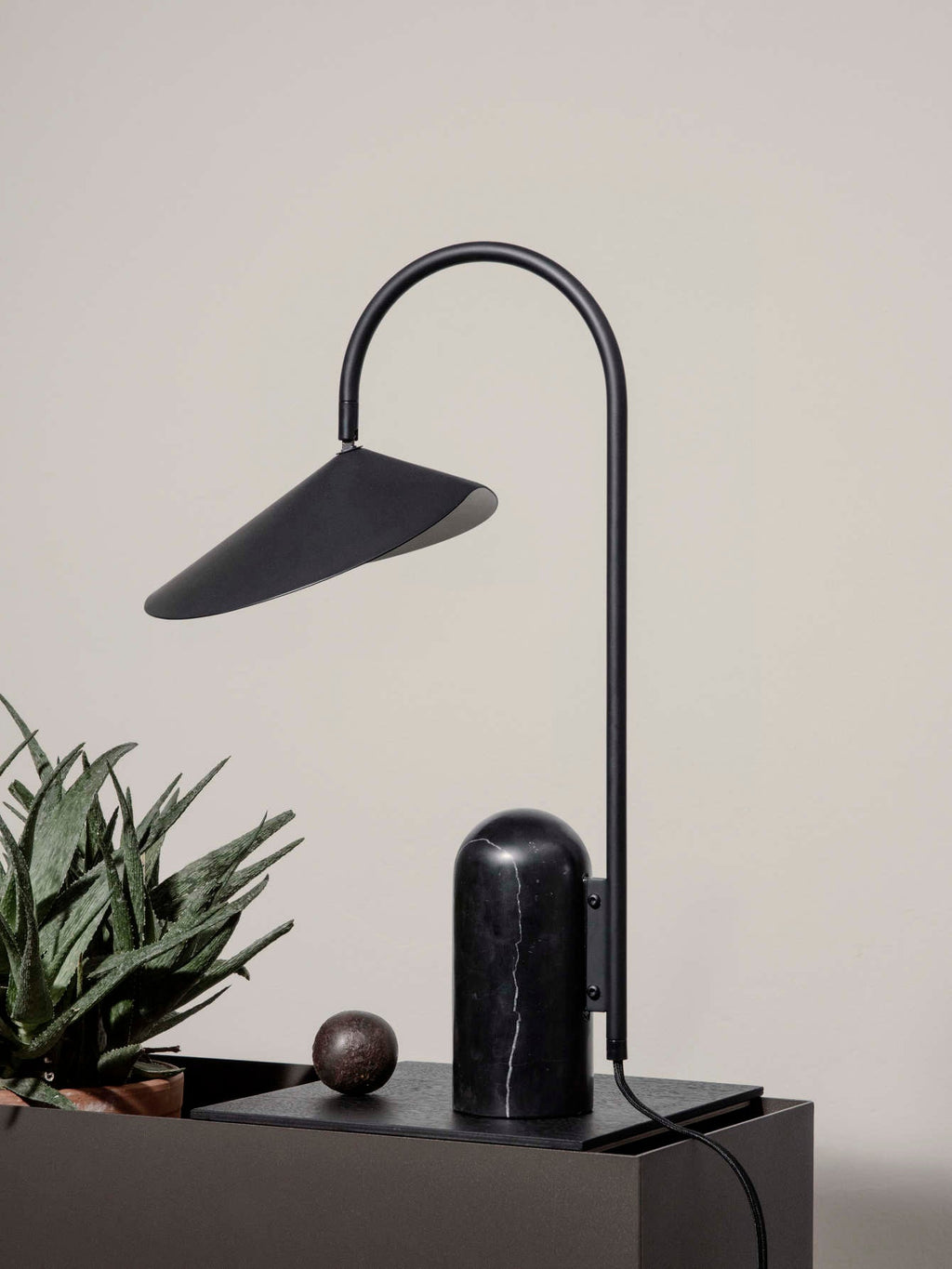 Aven Table Lamp