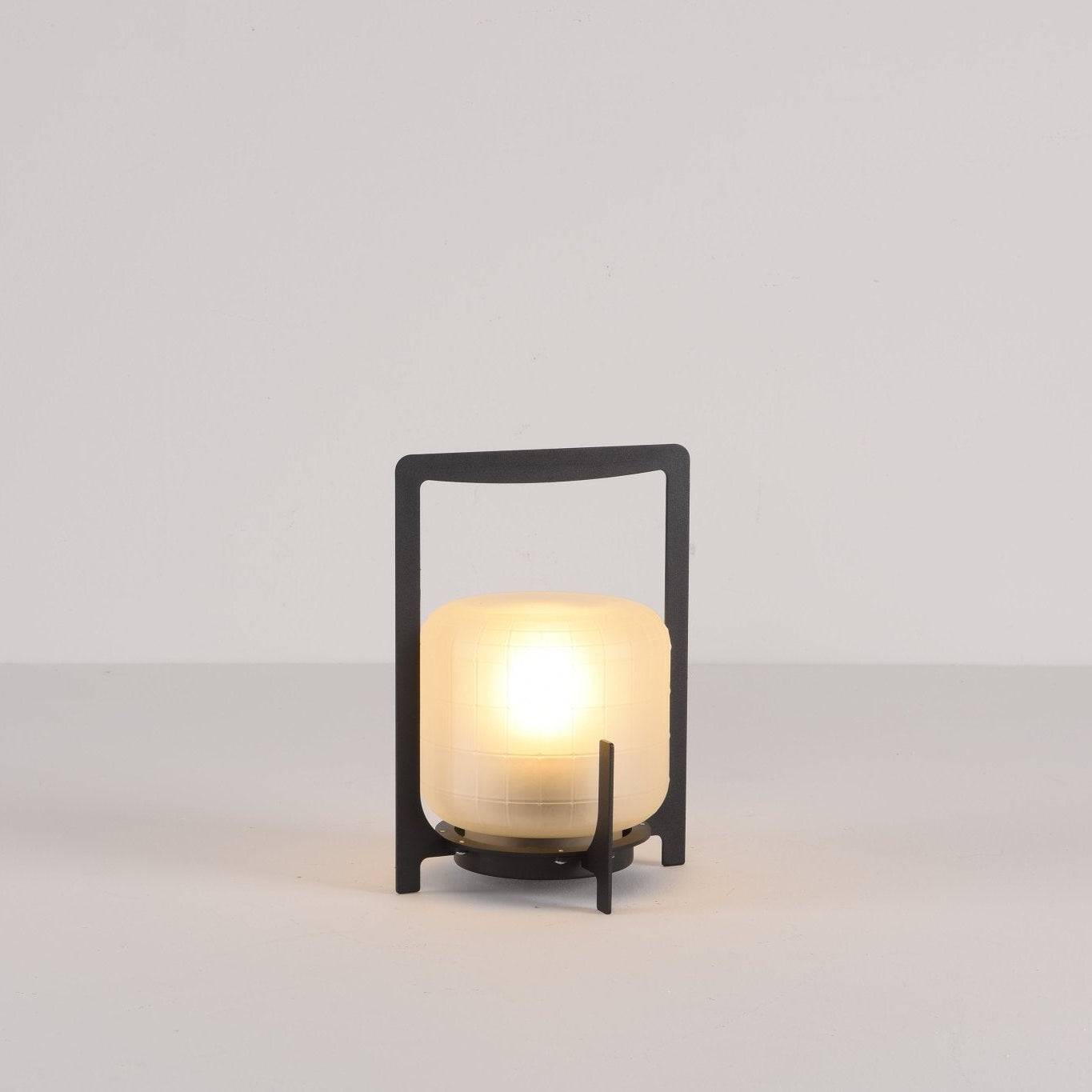 Black Twilight Lantern Table Lamp