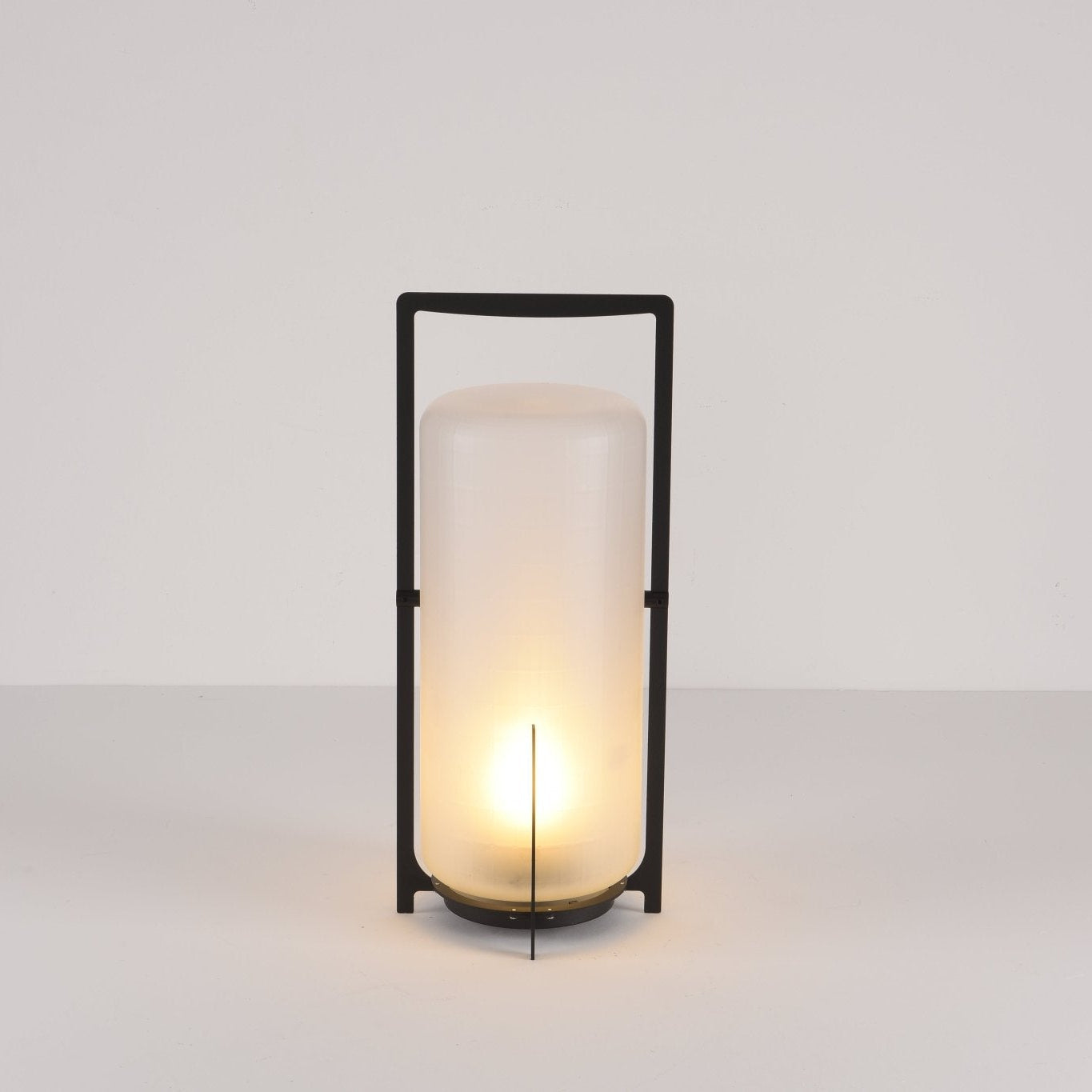 Black Twilight Lantern Table Lamp