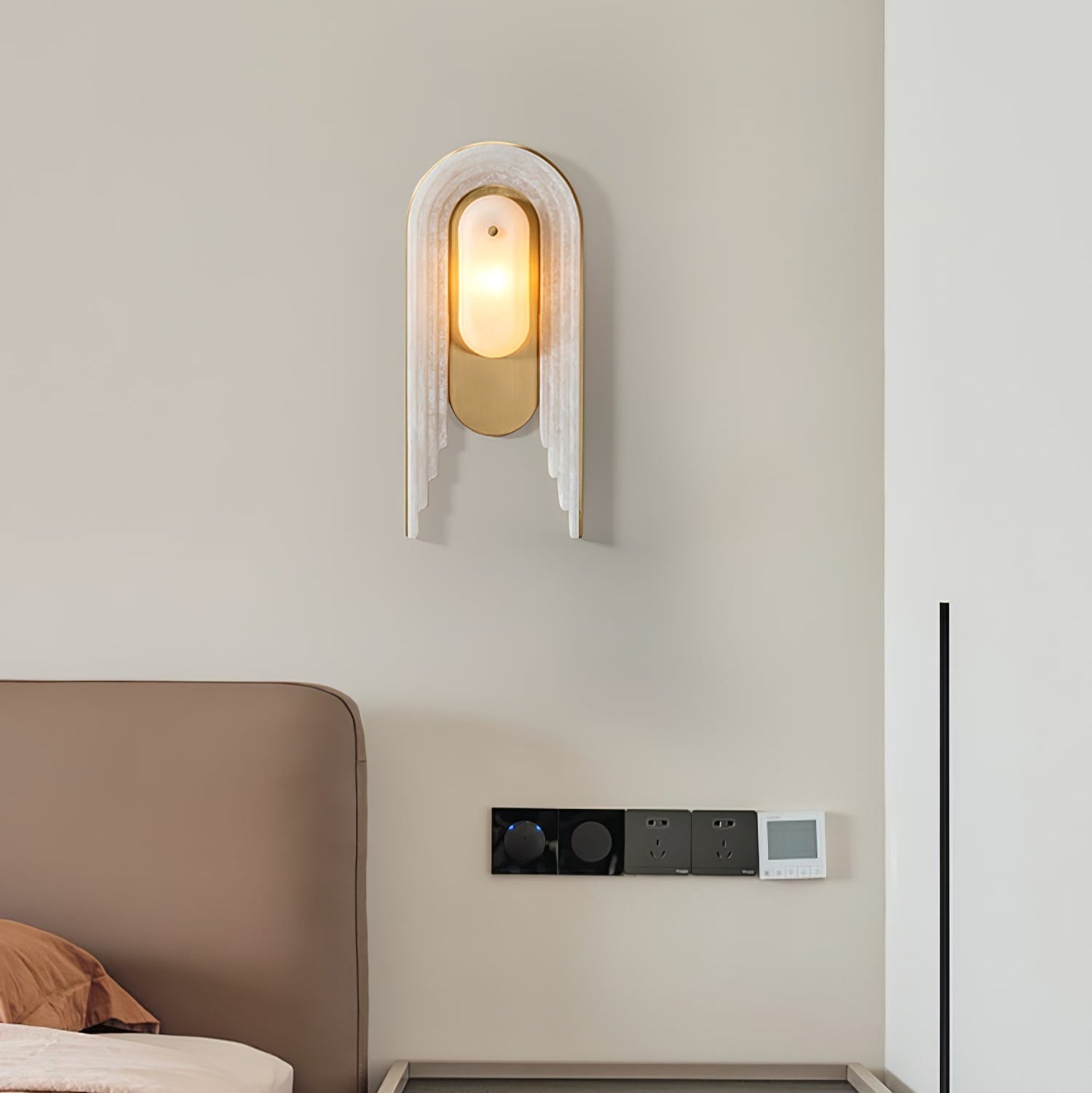 Cascada Alabaster Wall Sconce