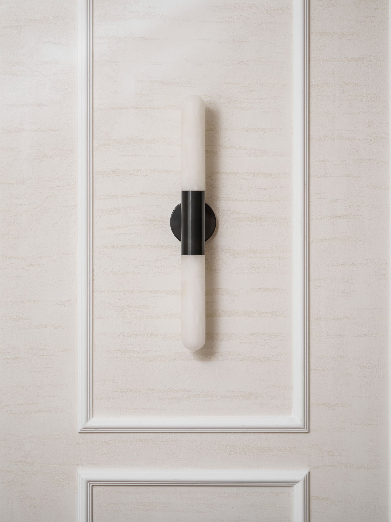 Cavoya Alabaster Wall Light