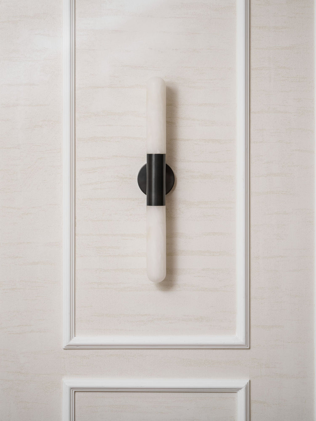 Cavoya Alabaster Wall Light