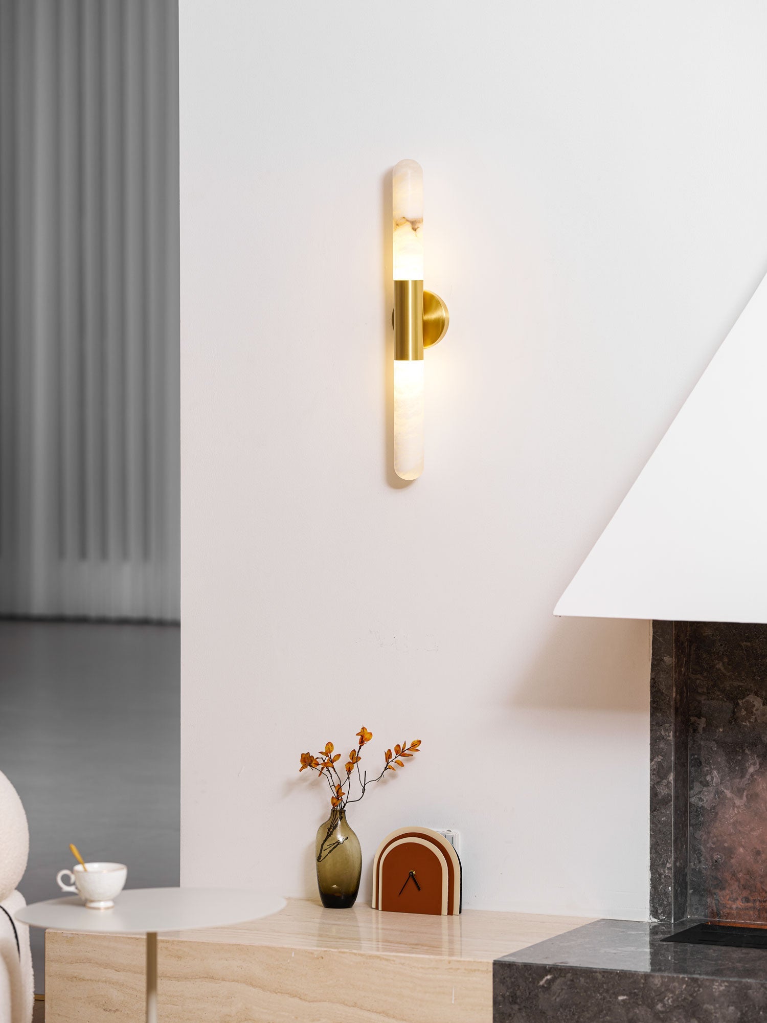Cavoya Alabaster Wall Light