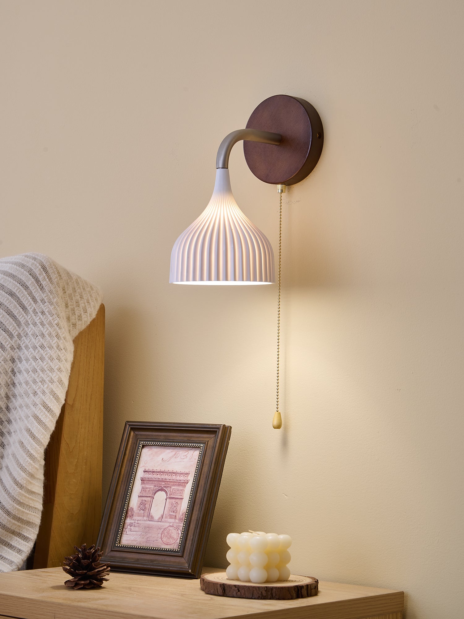 Lucina Wall Lamp