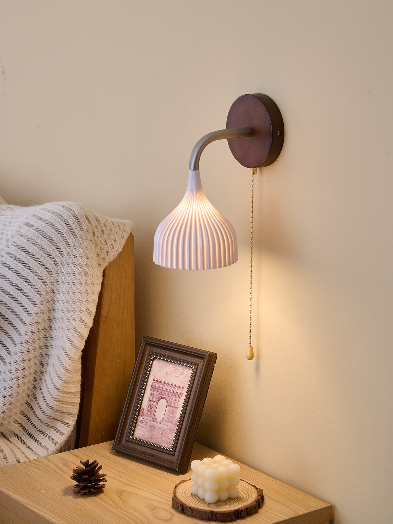 Lucina Wall Lamp