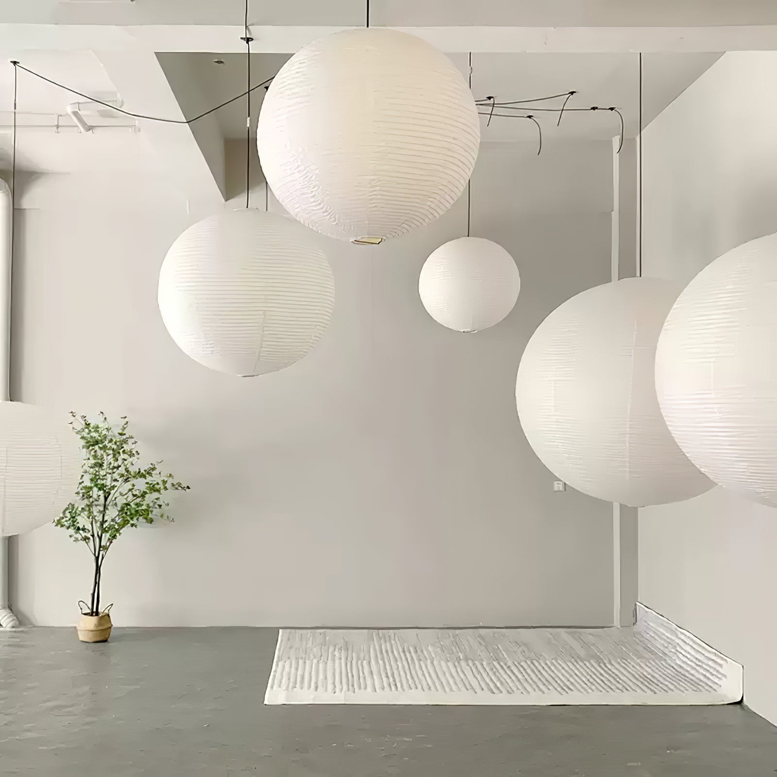 Kozo Paper Globe Swag Pendant (white plug wire)