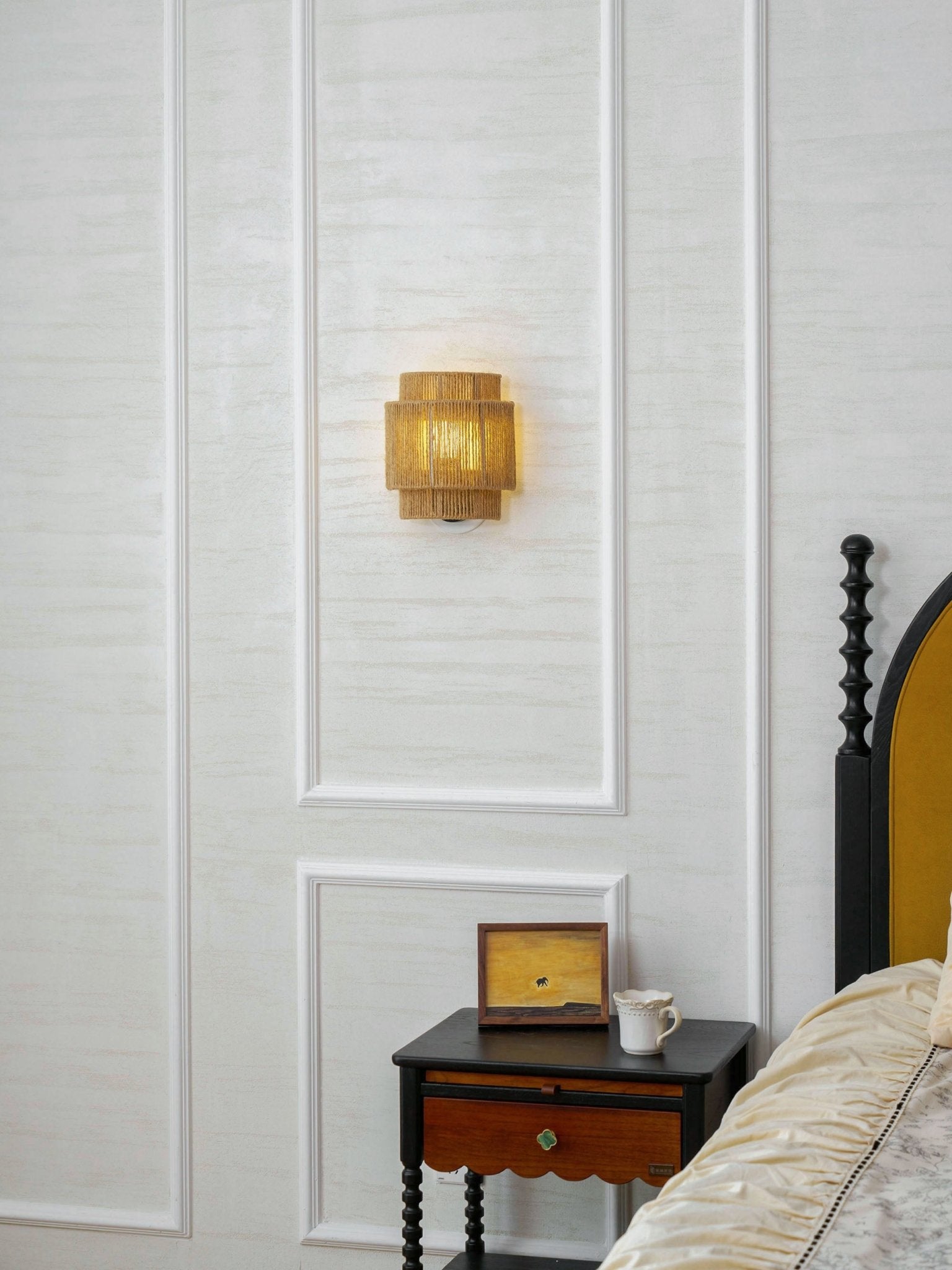 Rustic Weave Wall Lamp