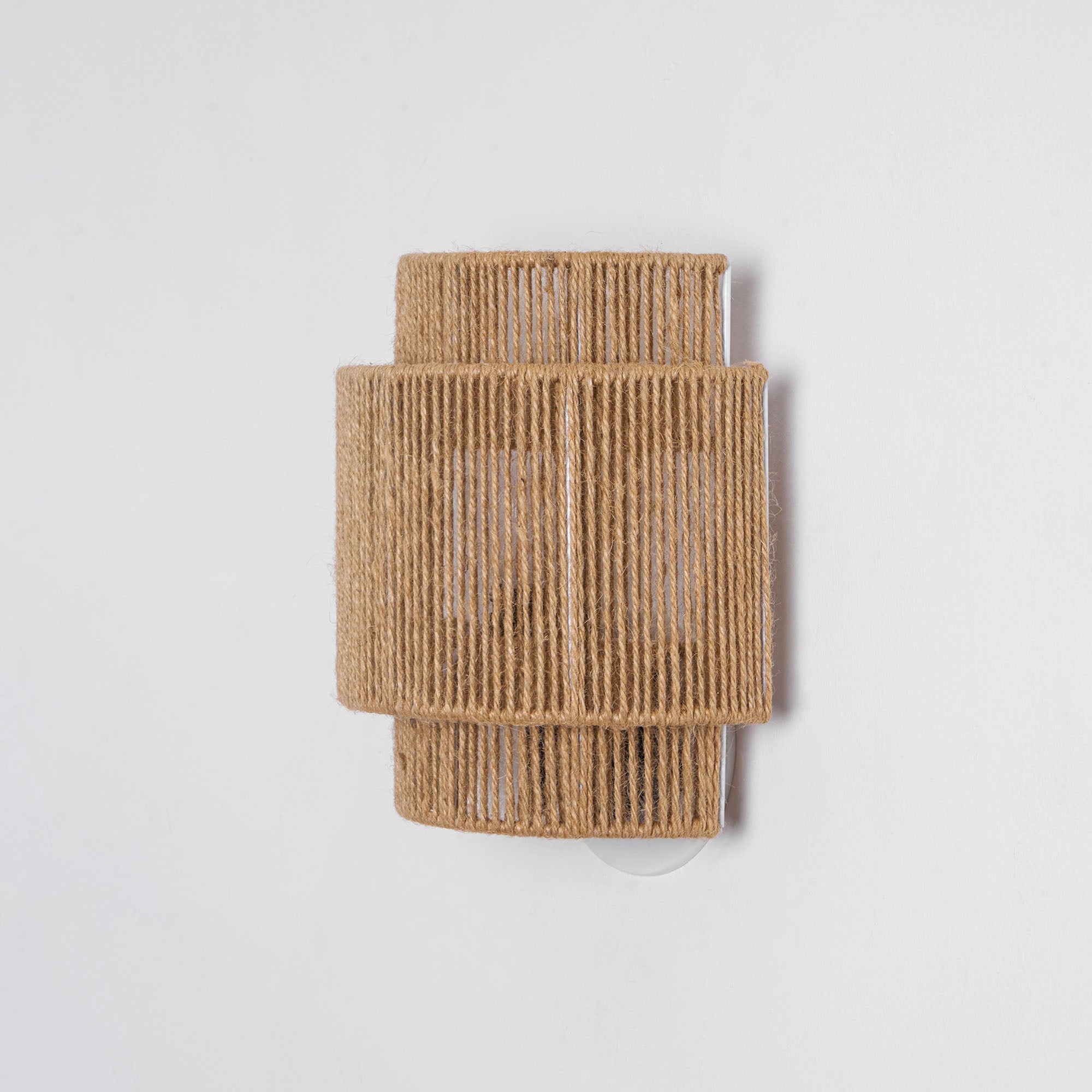 Rustic Weave Wall Lamp
